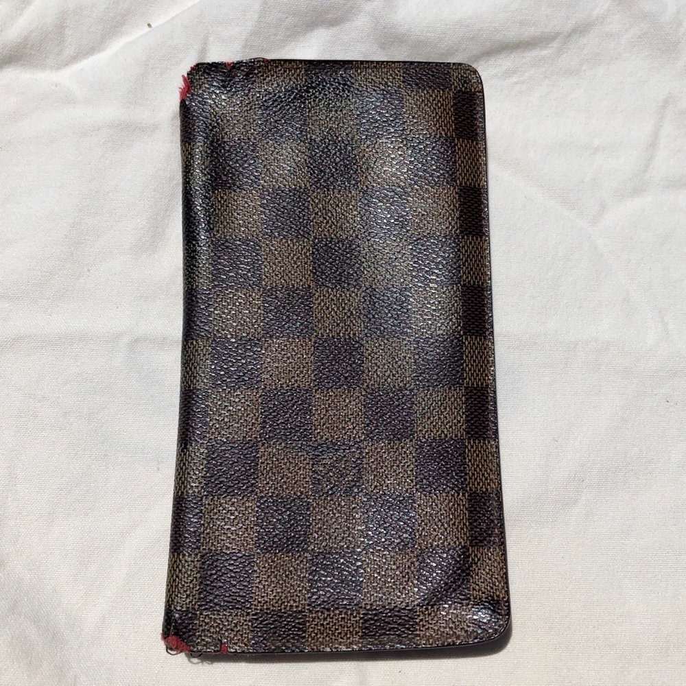 Louis Vuitton Damier Ebene Brazza Wallet